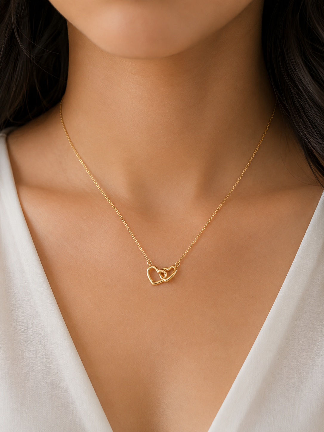 14K Gold Interlocking Heart Pendant Necklace